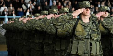 Betohen 344 ushtarë të rinj, Maqedonci: Emocion i veçantë teksa sheh të rinjtë që me përkushtim të hekurt betohen t’i shërbejnë atdheut