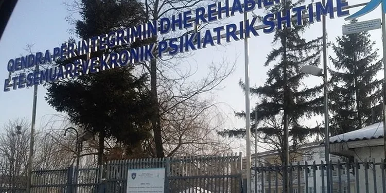 Enti Special në Shtime në hall me një pacient, 51-vjeçari ikë sërish