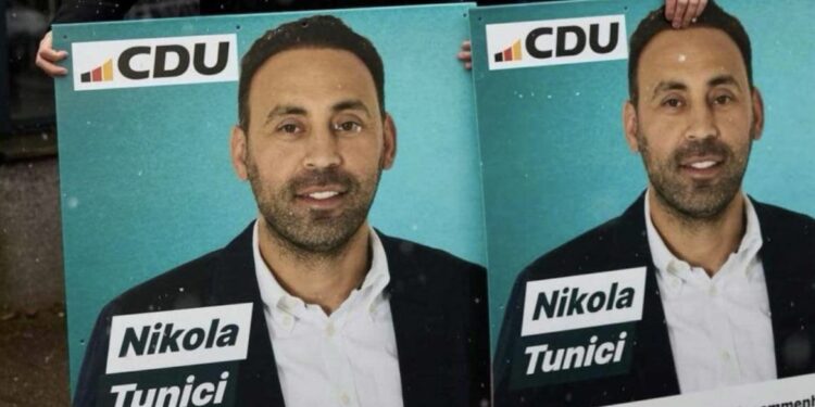 Kosovari nga Vitia, fiton ulëse në Parlamentin e Hamburgut