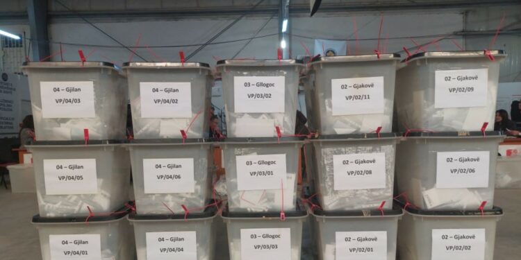 Rinumërimi i votave në Vushtrri fillon nesër nga ora 10:00 në dhjetë tavolina