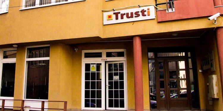 Drejtori i Bordit të TRUST-it: Jam kundër tërheqjes së mjeteve