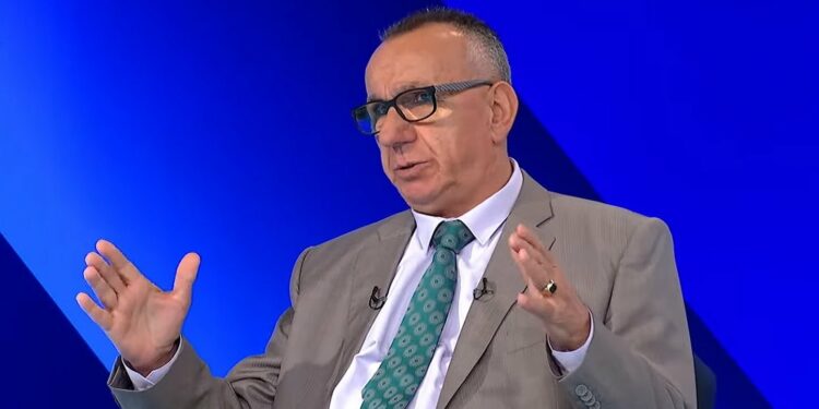 Hasani: Kurti s’mund ta përjashtojë Listën Serbe nga koalicioni, nuk e lejon Kushtetuta