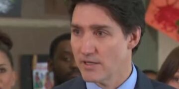 Kryeministri kanadez përlotet pas bisedës me presidentin Trump