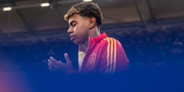 Lamine Yamal – lojtari i parë në historinë e Spanjës që agjëron Ramazanin