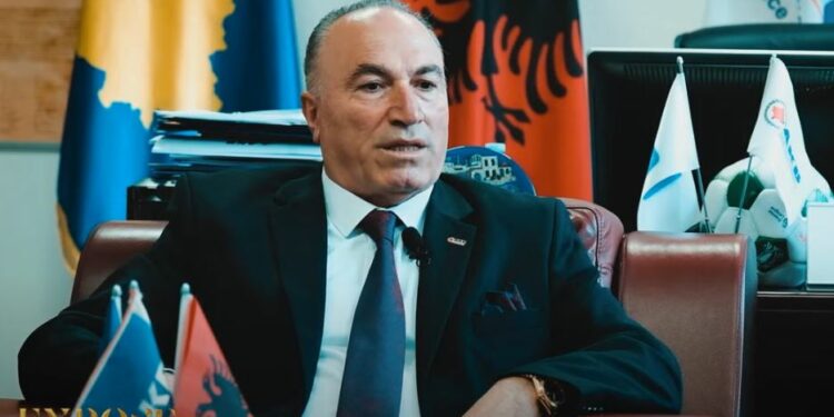 Kryetari i AKB-së: Trendi i ikjes së punëtorëve, në rritje, për 5 vite janë larguar më shumë se 220 mijë qytetarë nga Kosova!