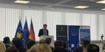 “Prindërit më s’do të kenë nevojë të shkojnë nga një sportel në tjetrin” – thjeshtohen procedurat administrative