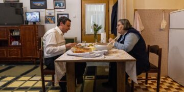 Kurti: Nëna Ferdonije është ruajtësja e fuqishme e kujtesës për gjen’ocidin serb në Kosovë