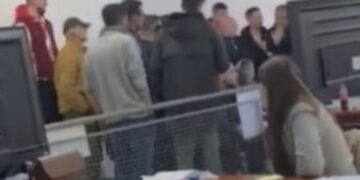 Debat i ashpër në mes të Gani Gecit dhe Alban Krasniqit të VV-së në QNR