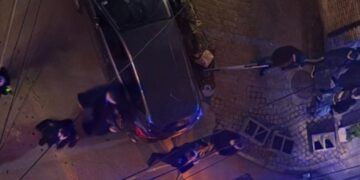 Gjuajtje me armë në Prishtinë, dyshohet se ka të plagosur – një person i shtrirë në rrugë (Foto)
