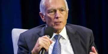 Clark: Bota po e shikon Kosovën, ekonomia dhe investimet, veçmas nga SHBA, mënyra më e mirë për të forcuar sigurinë