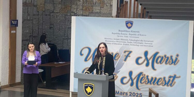 Zgjedhet mësuesi më i mirë i vitit, nderohet me çmimin tradicional “Shaban Jashari”