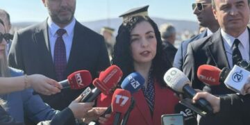 Osmani nga Prekazi: S’duhet të devijojmë nga rruga e shtruar nga sakrifica e dëshmorëve