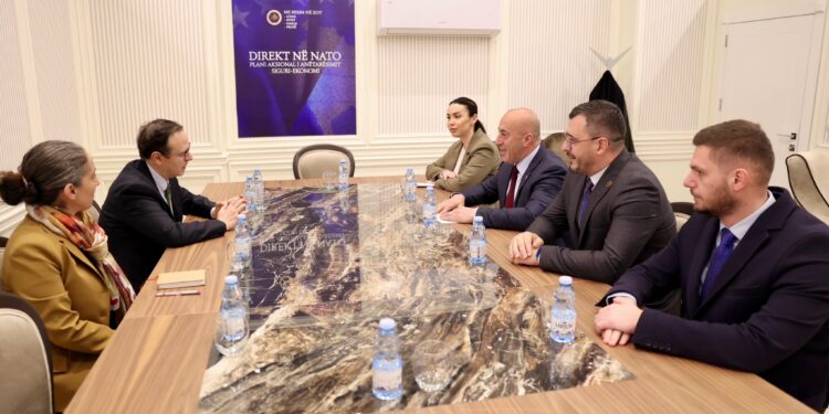 Haradinaj takon ambasadorin e Turqisë, diskutohet thellimi i marrëdhënieve bilaterale