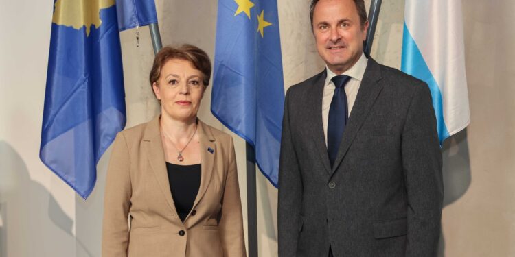 Lëvizje ‘e rëndësishme’ diplomatike: Gërvalla i kërkon Luksemburgut heqjen e masave nga BE-ja