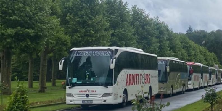 Aksidentohet autobusi i Kosovës që po vinte nga Zvicra, kompania turistike dalin me sqarim
