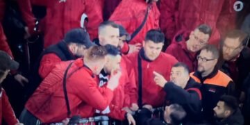 Granit Xhaka përplaset keq me një tifoz të Bayer Leverkusen