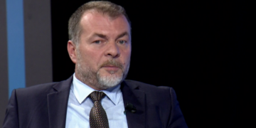 Paçarizi: Haxhiu kandidate e bllokadës -s’përputhet me mentalitetin e VV-së për kryeparlamentare