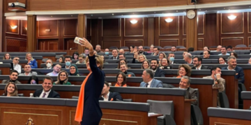 Deputeti i LVV-së: Boshatisja e institucioneve i konvenon vetëm terroristëve të Kopaonikut