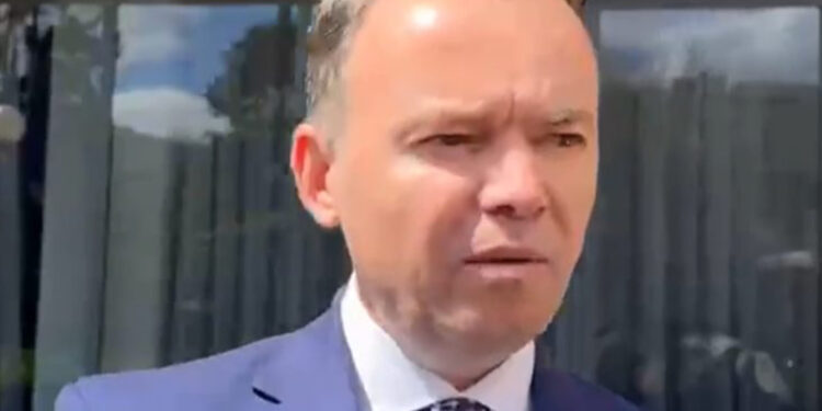 Ia huq me të madhe Peci, s’e di që raporti mund ta kalohet me shumicë të thjeshtë