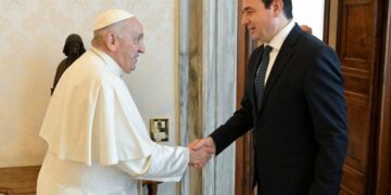 Kurti: Trashëgimia Papa Françeskut do jetojë përgjithmonë