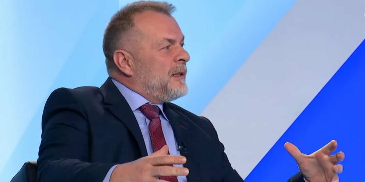 Paçarizi: Deklarata e Albulena Haxhiut e turpshme, po u thotë deputetëve se ka me i ble