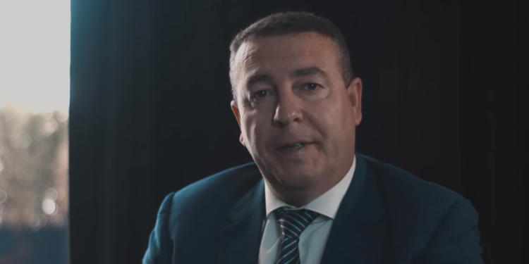 Negociatat me pakicat jo serbe, gazetari tregon kur formohet qeveria e re e Kosovës