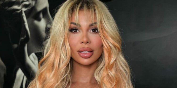 Luana nuk përmbahet, publikon foto provokative