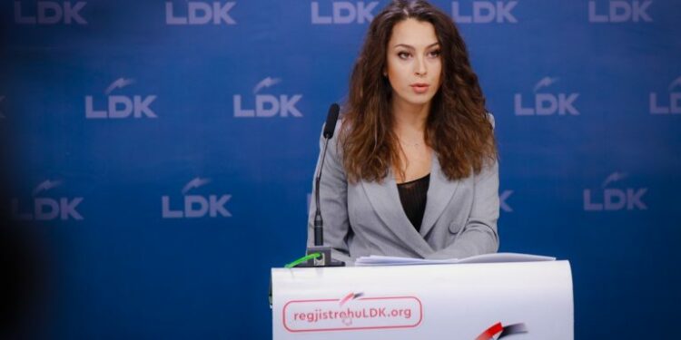 Kica-Xhelili: LDK nuk ndërron qëndrim, seancat çdo 48 orë janë humbje kohe