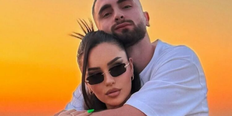 U tha se është shtatzanë, kështu përgjigjet Kida