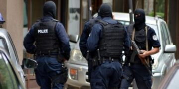 Këta janë dy vëllezërit kosovarë të ekstraduar në ShBA, akuzohen për mashtrim dhe vjedhje identiteti të amerikanëve