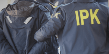 Arrestohen dy policë nën dyshimin për marrje ryshfeti, rekomandohet suspendimi i tyre