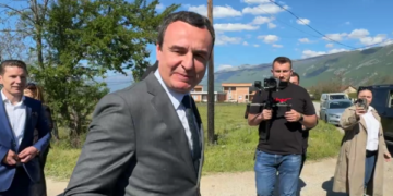 Kurti në Istog mezi i thotë dy fjalë për zhvillimet: Njëherë Kuvendi, mandej Qeveria