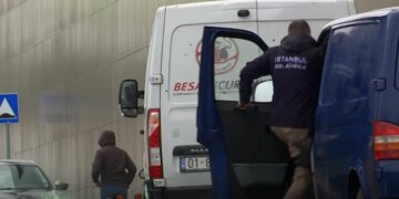 Dërgohet në Turqi për trajtim sigurimi që u plagos gjatë grabitjes së armatosur në Veternik