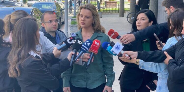 Arbëresha Krasniqi: Limaj meriton të jetë kryeparlamentar