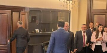 Pas Haradinajt, në presidencë arrijnë edhe Krasniqi e Abdixhiku