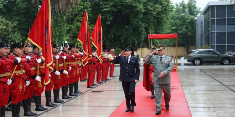 FSK-ja jep detaje mbi takimet e gjeneral Jasharit, në Shqipëri