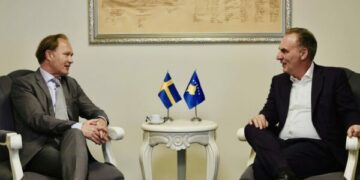 Bisedat e Limajt me Kurtin për koalicion, ambasadori suedez “zbarkon” në Nisma