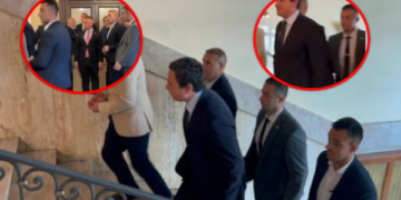 Kurti i “mbështjellur” nga mbrojtja e afërt futet në Presidencë, dikush reagon me habi “khjuuukuuu”