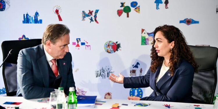 Presidentja Osmani takon kryeministrin belg në Tiranë: Belgjika mbështet integrimin euroatlantik të Kosovës