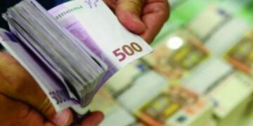 Paratë nga BE-ja: Çfarë po ndodh me 900 milionë eurot e destinuara për Kosovën?