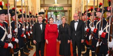 Osmani publikon pamje nga darka që e organizoi Presidentja e Zvicrës: Ngremë dolli për miqësinë mes popujve tanë