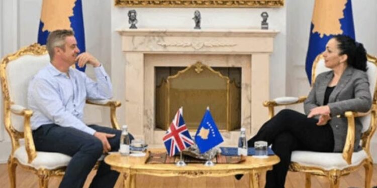 Ambasadori britanik reagon për kërcënimet që po i bëhen Osmanit