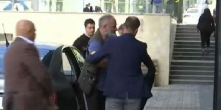 Zbulohen mesazhet e Hysri Selimit me BIA-n serbe, diskutime për krijimin e xhamive ilegale