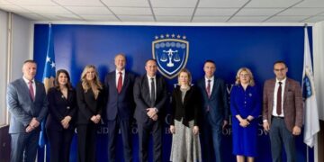 Kallas me Këshillin Gjyqësor të Kosovës bisedoi për prokurorët dhe gjyqtarët serbë të dorëhequr