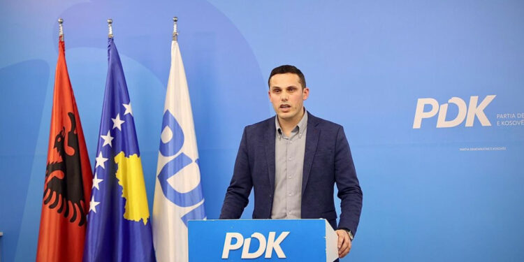 Gruda për votimin e fshehtë: Kryesuesi njëanshëm hodhi në votim