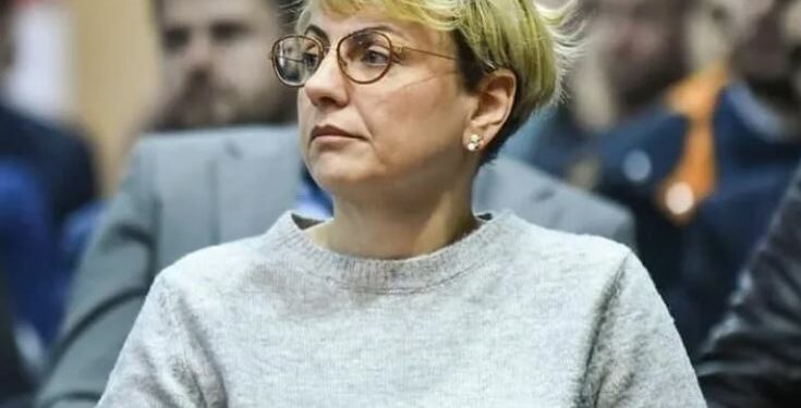 Mehmetaj: Dejona Mihaili e paska baben grek, zyrtarisht