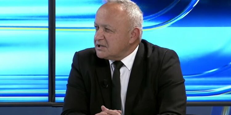 Ish-nënkoloneli Morina: Policia me operativ duhet t’i mbulojë bankat e institucionet për të parandaluar grabitjet
