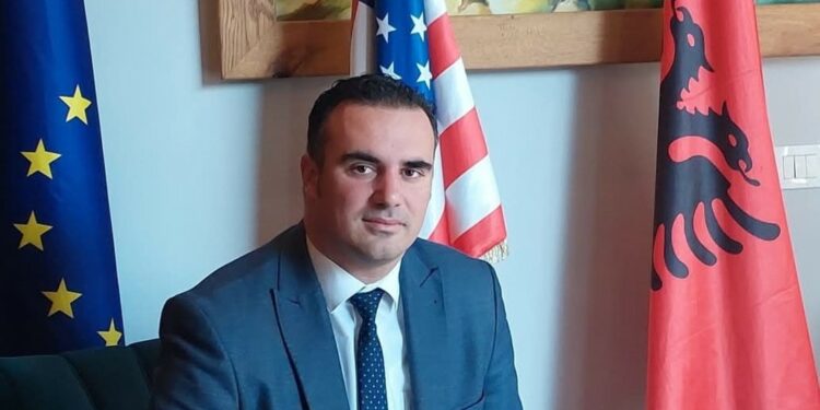 Menaxhimi i arrestimit dhe ndalimit policor