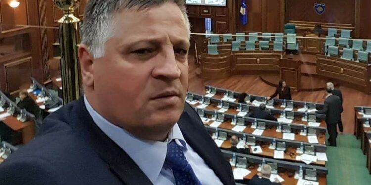 Haradinaj: UÇK-ja dhe Kosova është më e rëndësishme se ju, VV-ja dhe PDK-ja t’i heqin barrierat kundër njëra-tjetrës