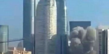 Raketa balistike iraniane godet rrokaqiell në Tel Aviv, banorët kërkojnë ndërhyrje amerikane ndaj Iranit